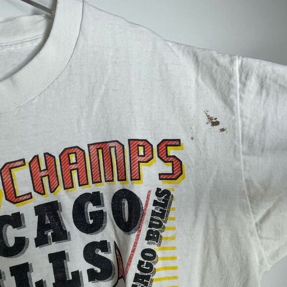 Vintage Magic Johnson T's Chicago Bulls 1993 NBA Champions T-Shirt Size L - Picture 5 of 8